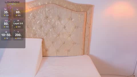 laurenn_smitth online show from 24, 11, 2025