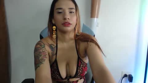 Lauren online show from 6, 12, 2024