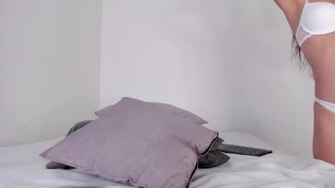 laurensmith9 online show from 29, 1, 2025