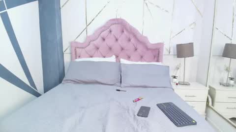 Lauren  online show from 14, 2, 2025