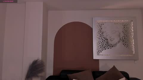 Snapshot of laurentrosse1 chatting on 19, 4, 2026 Laurent Rosse online show from 19, 4, 2026