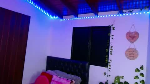 Snapshot of laurenvera_ chatting on 16, 3, 2026 marcela online show from 16, 3, 2026