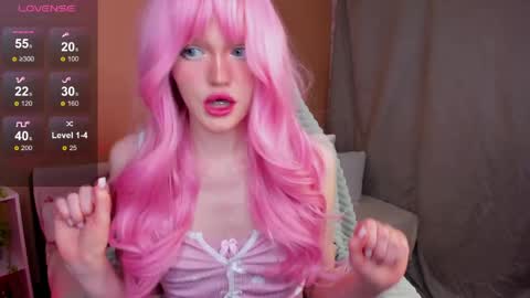 Snapshot of laurenwaite chatting on 6, 4, 2026 Alise online show from 6, 4, 2026