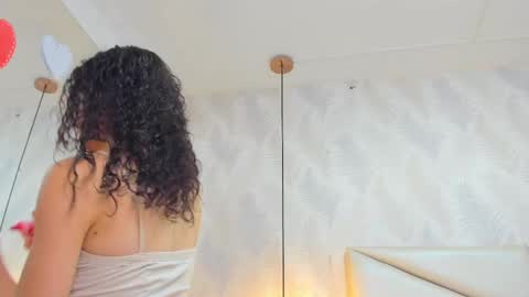 Laurent online show from 11, 11, 2025