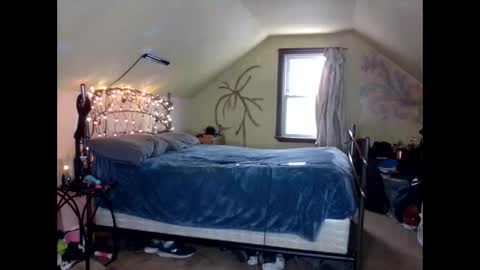 Lauren online show from 16, 1, 2025