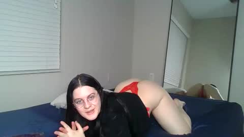 lauvlylu online show from 18, 3, 2026