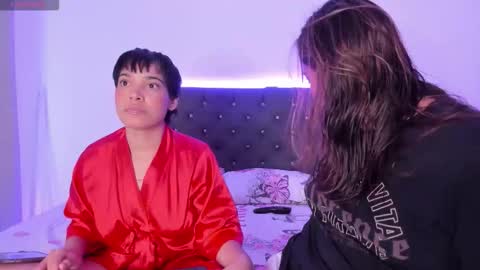 Lau  Sofi  online show from 2, 11, 2025