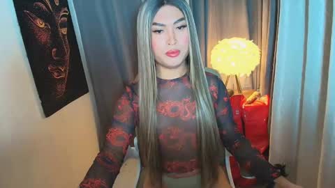 Snapshot of lavictoria_ladyboy chatting on 21, 10, 2025 Victoria online show from 21, 10, 2025