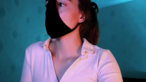 Snapshot of lavinda_lin chatting on 1, 10, 2025 Lavinda online show from 1, 10, 2025