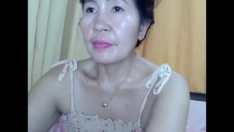 lavine1983 online show from 9, 10, 2025