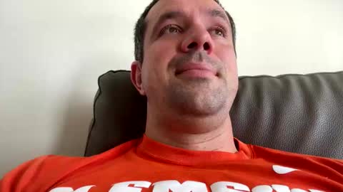 Snapshot of law_cambio chatting on 18, 12, 2025 law_cambio online show from 18, 12, 2025