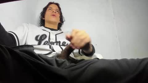 ZAmbrano online show from 28, 10, 2025