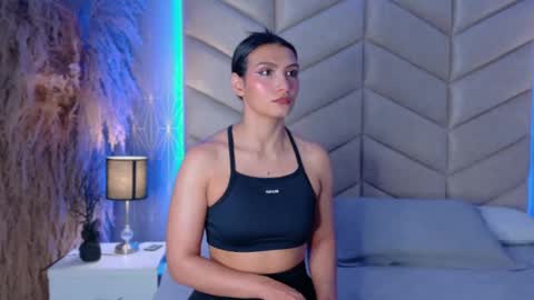 laya online show from 22, 9, 2025