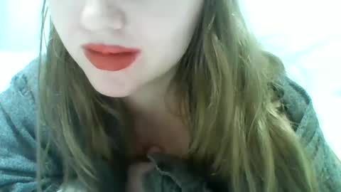 layannalea online show from 4, 12, 2024