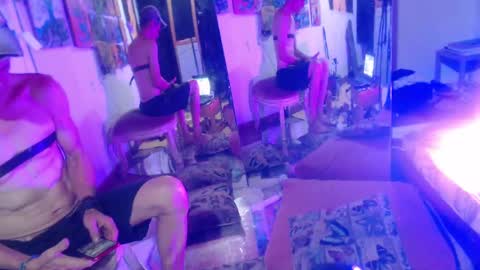 Laye19 online show from 2, 2, 2025