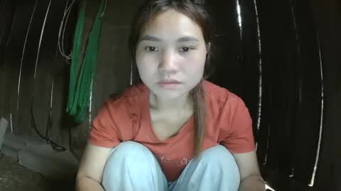 layla_999 online show from 18, 4, 2026