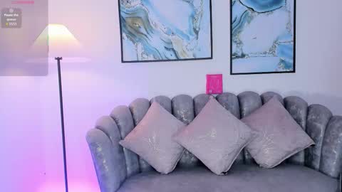 Layla Breezee online show from 13, 11, 2025