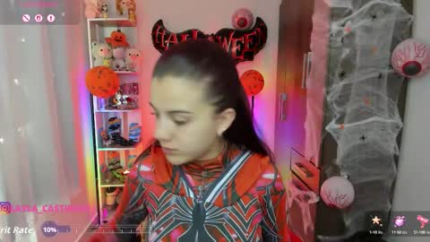 Layla online show from 14, 10, 2025