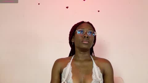 layla online show from 24, 2, 2026