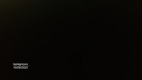 Snapshot of laylagreyxx_ chatting on 19, 9, 2025 laylagreyxx_ online show from 19, 9, 2025