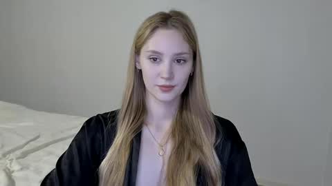 Snapshot of laylapretty001 chatting on 10, 12, 2024 LaylaPretty001 online show from 10, 12, 2024