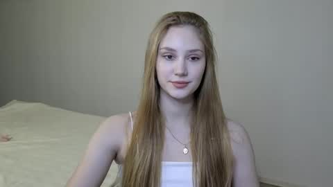 Snapshot of laylapretty001 chatting on 13, 1, 2025 LaylaPretty001 online show from 13, 1, 2025