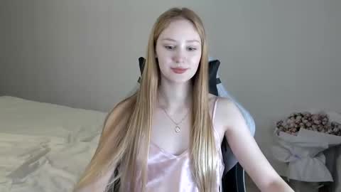 Snapshot of laylapretty001 chatting on 17, 2, 2025 LaylaPretty001 online show from 17, 2, 2025