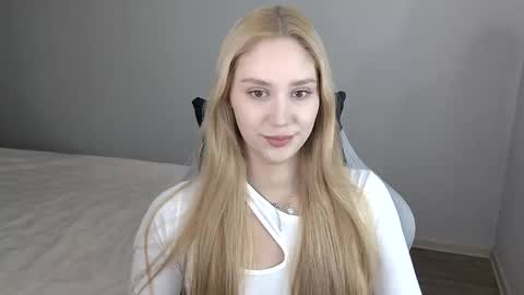 Snapshot of laylapretty001 chatting on 7, 1, 2026 LaylaPretty001 online show from 7, 1, 2026