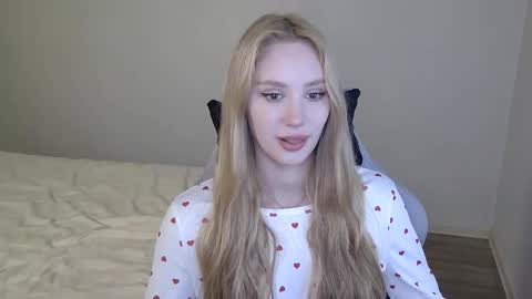 Snapshot of laylapretty001 chatting on 3, 2, 2026 LaylaPretty001 online show from 3, 2, 2026