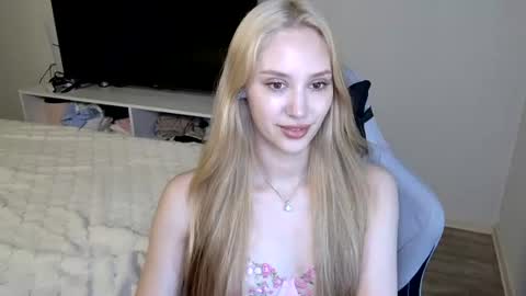 LaylaPretty001 online show from 1, 7, 2026