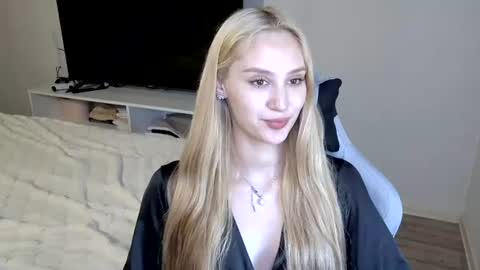 LaylaPretty001 online show from 7, 7, 2026