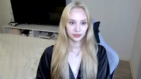 LaylaPretty001 online show from 9, 7, 2026