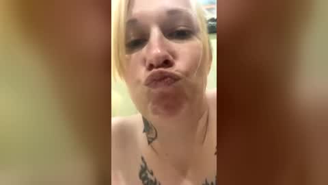 laylarose8888 online show from 23, 6, 2026