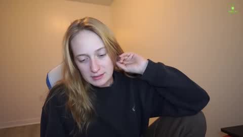 Layla Universe online show from 19, 11, 2025