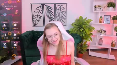 layriantavee online show from 22, 2, 2025