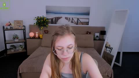 layriantavee online show from 2, 3, 2025