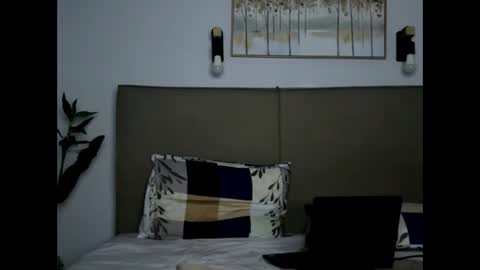 lazaroulis online show from 11, 10, 2025