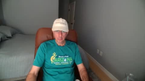 Snapshot of ldrunner2 chatting on 14, 12, 2024 LD online show from 14, 12, 2024