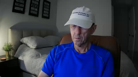 Snapshot of ldrunner2 chatting on 13, 9, 2025 LD online show from 13, 9, 2025