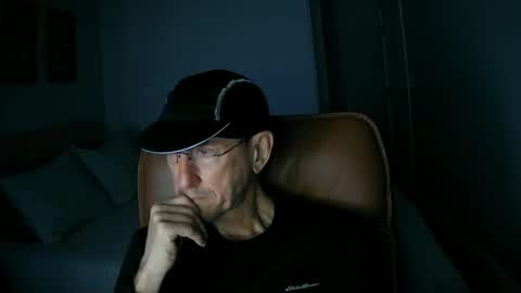 Snapshot of ldrunner2 chatting on 28, 3, 2026 LD online show from 28, 3, 2026