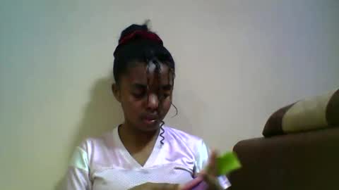 lea96546 online show from 1, 11, 2025