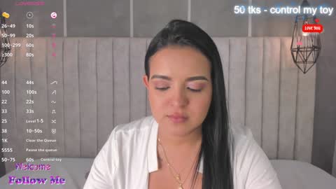Snapshot of lea_gray chatting on 10, 1, 2025 online show from 10, 1, 2025