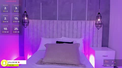 Snapshot of lea_gray chatting on 23, 10, 2025 online show from 23, 10, 2025