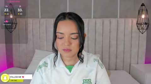 Snapshot of lea_gray chatting on 26, 10, 2025 online show from 26, 10, 2025