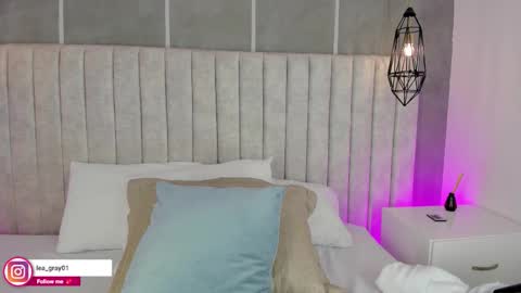 Snapshot of lea_gray chatting on 30, 11, 2025 online show from 30, 11, 2025