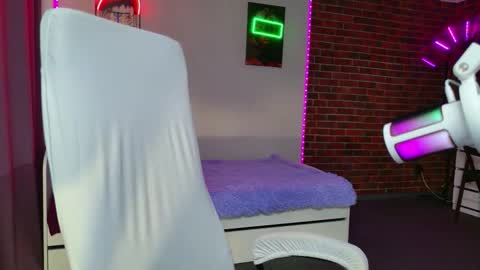 lea_loon online show from 25, 3, 2026