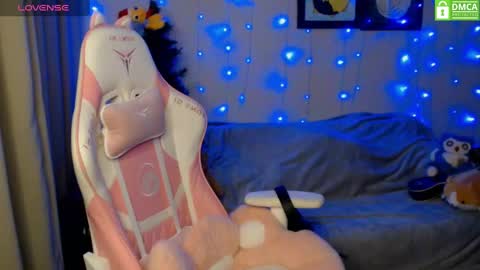 Snapshot of leah__gotty chatting on 20, 12, 2024 Leah Gotty online show from 20, 12, 2024