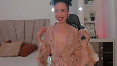 leahaltomm online show from 16, 10, 2025