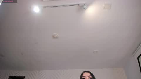 leahlombardi_ online show from 31, 3, 2026