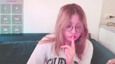 Leah online show from 15, 6, 2026